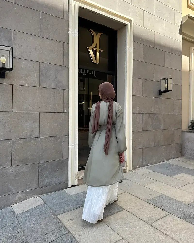 Aura shimmer cardigan - Image 10