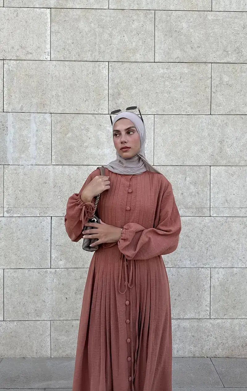 Timeless Buttoned Linen Dress - Image 3