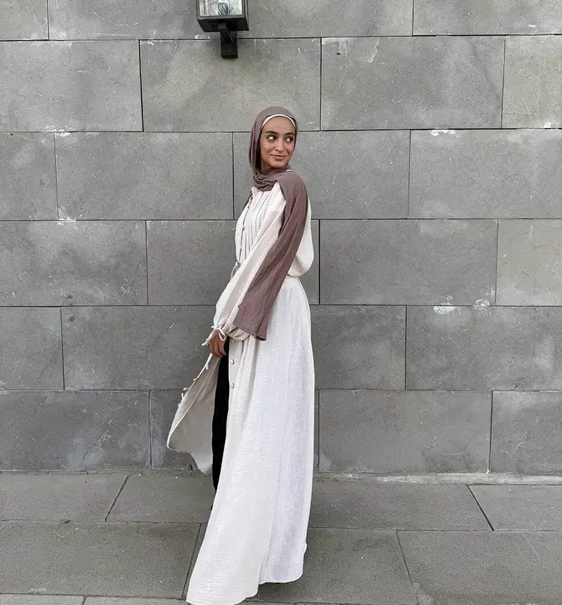 Timeless Buttoned Linen Dress - Image 6