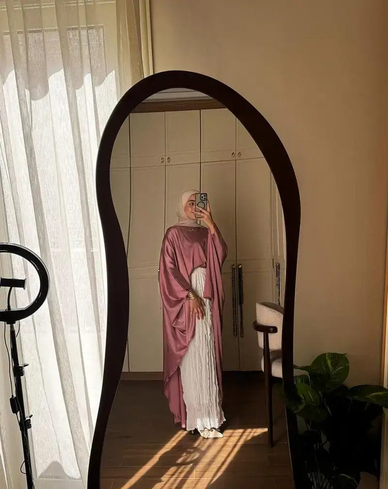 Flowy satin blouse - Image 8