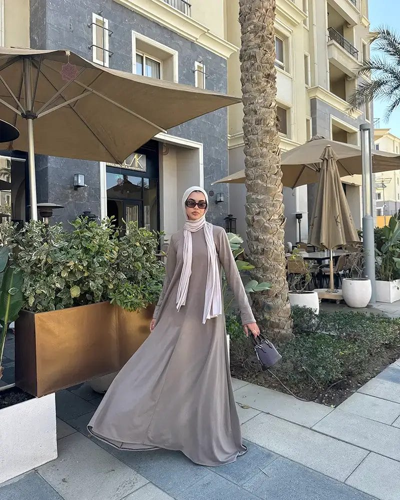 Daily Modest Flare - Image 2