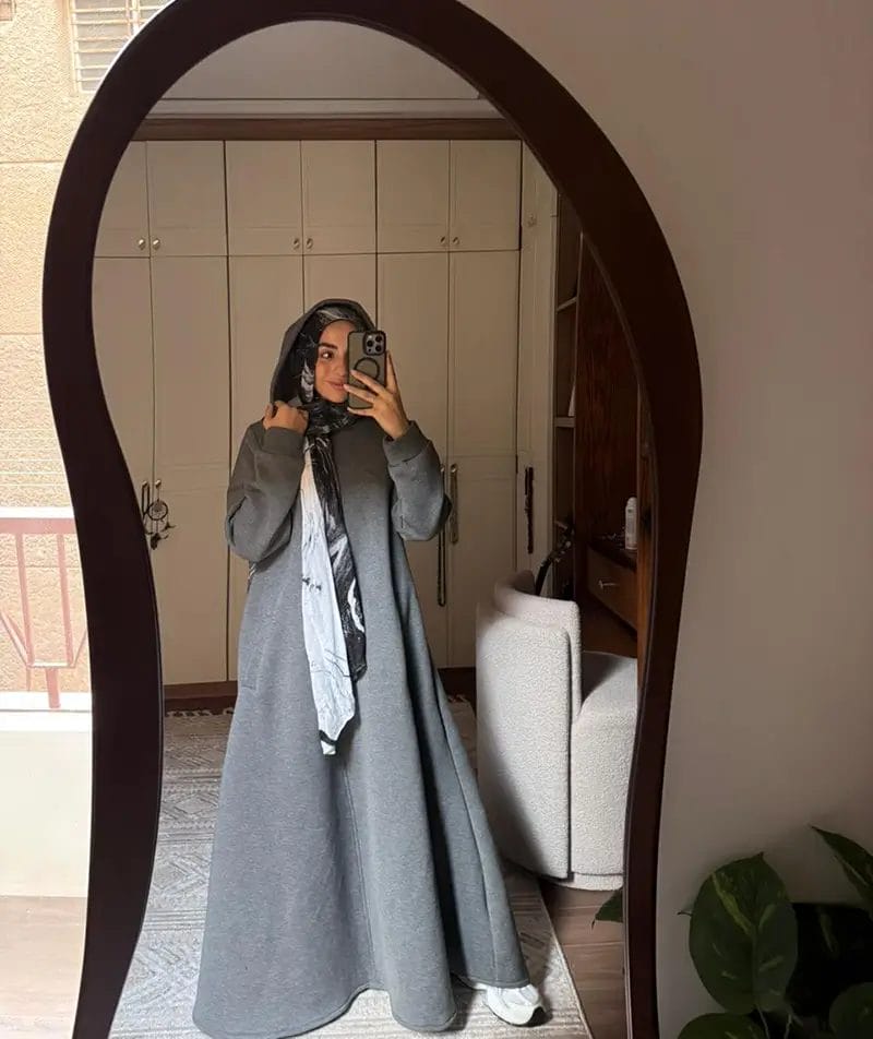 Hoodie dress - Image 8